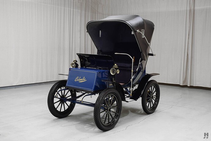 1903Columbia Electric Runabout.jpg