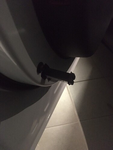 Bolzen ausgefahren.jpg