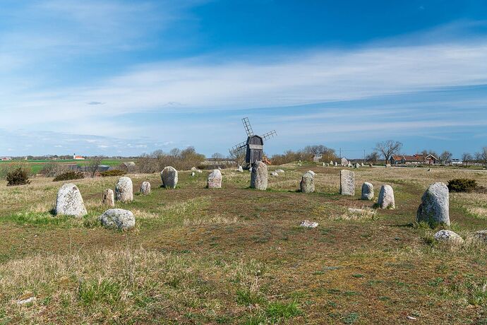 Steinsetzungen-Öland (1 von 1).jpg